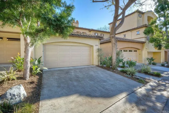 1293 Highbluff Avenue, San Marcos, California 92078