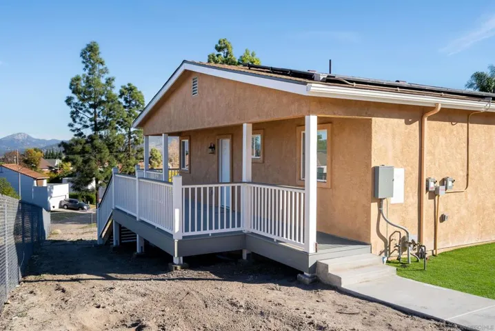 2671 Silver Oaks Way B, Spring Valley, California 91977
