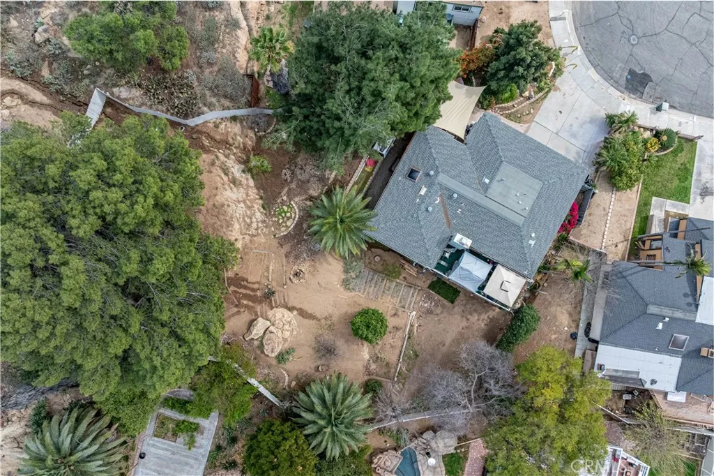 3269 Highcliff Rd, Riverside, California 92506 home-pic-0