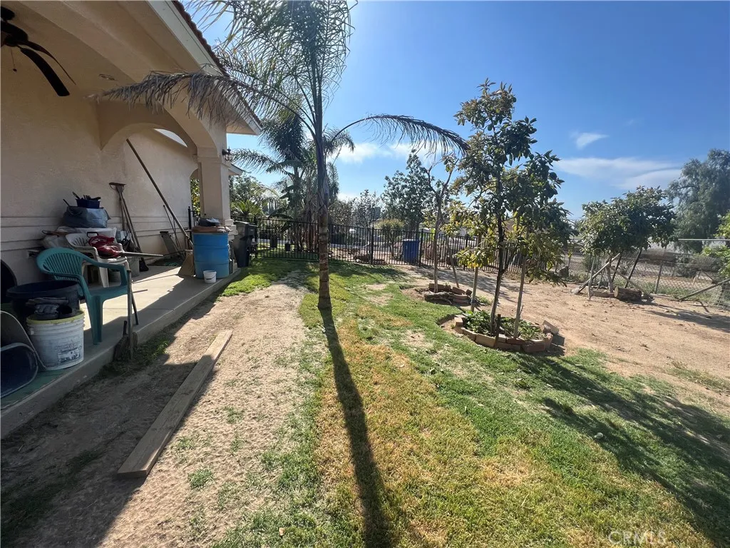 17305 Sage Avenue, Riverside, California 92504 home-pic-19