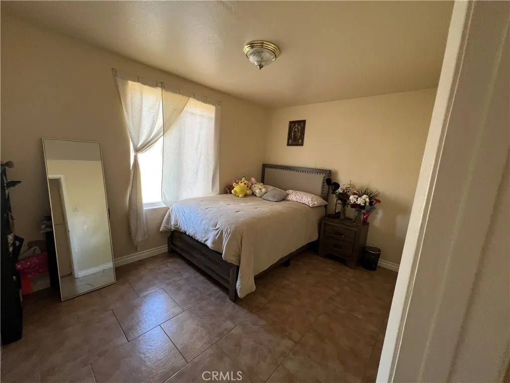17305 Sage Avenue, Riverside, California 92504 home-pic-37