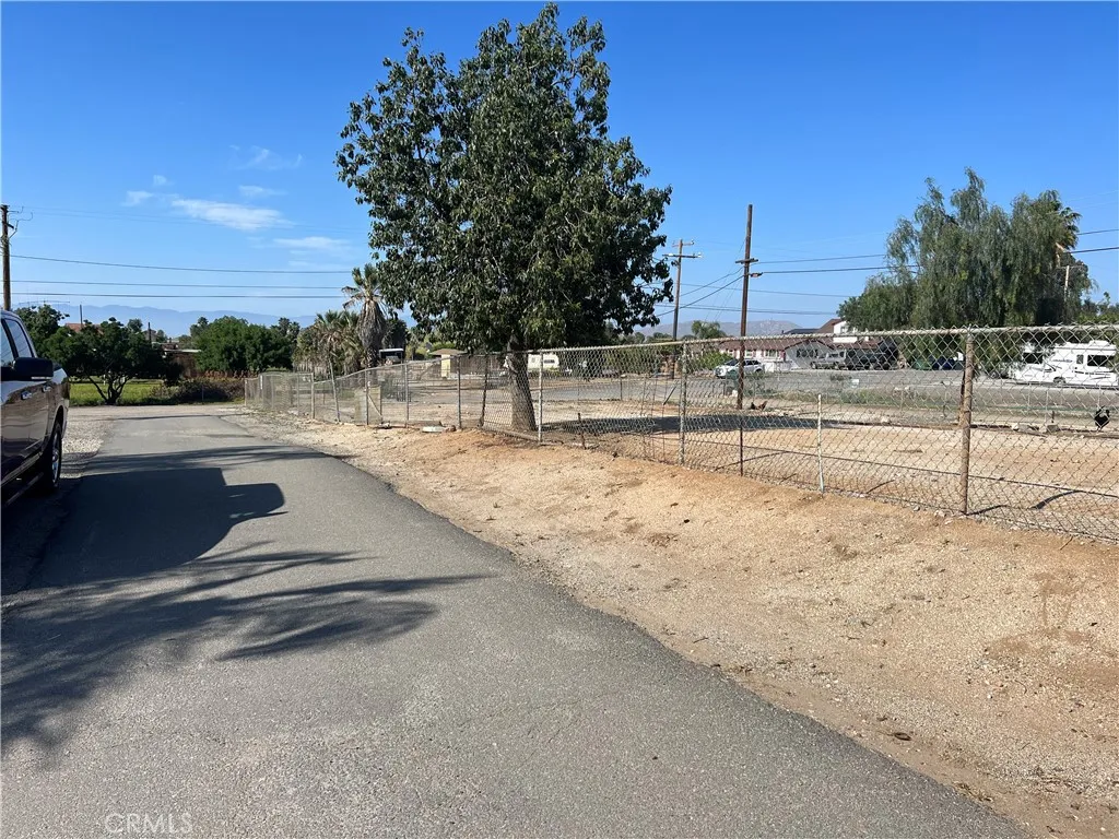 17305 Sage Avenue, Riverside, California 92504 home-pic-26