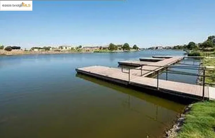 1103 Lake Park Dr, Oakley, California 94561