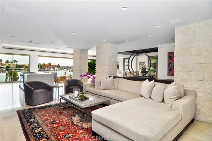 71 Linda Isle, Newport Beach, California 92660