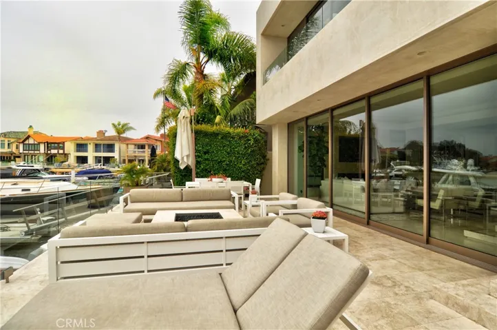 71 Linda Isle, Newport Beach, California 92660