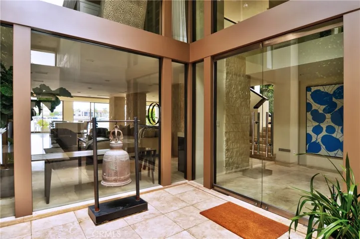 71 Linda Isle, Newport Beach, California 92660