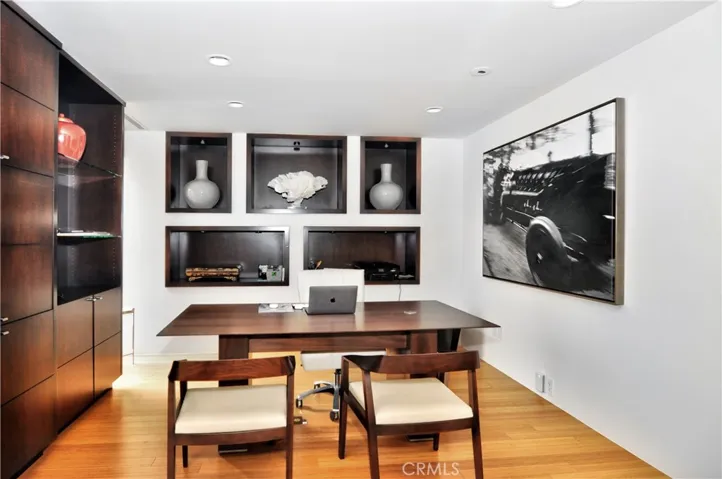 71 Linda Isle, Newport Beach, California 92660