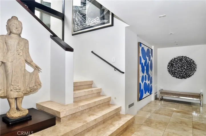 71 Linda Isle, Newport Beach, California 92660