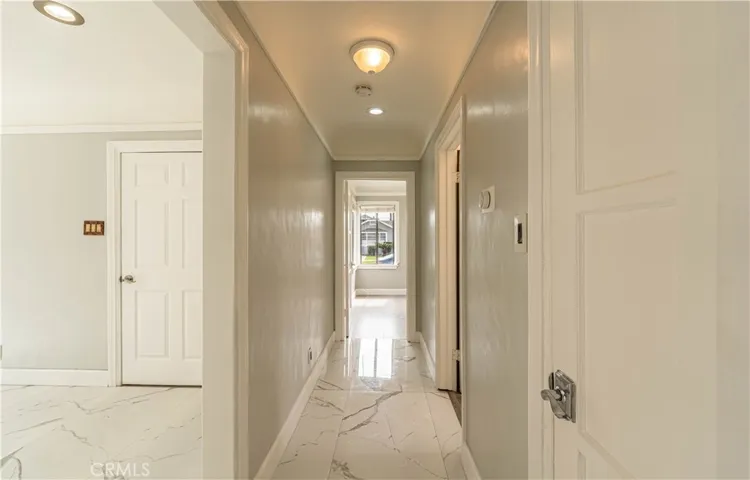 327 W Palmer Street, Compton, California 90220