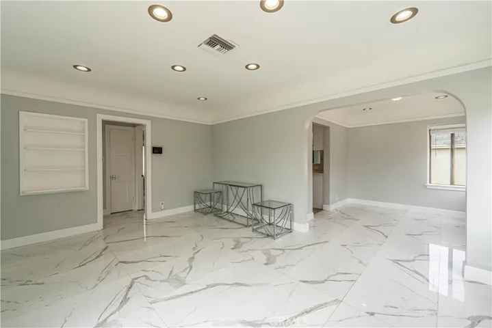 327 W Palmer Street, Compton, California 90220