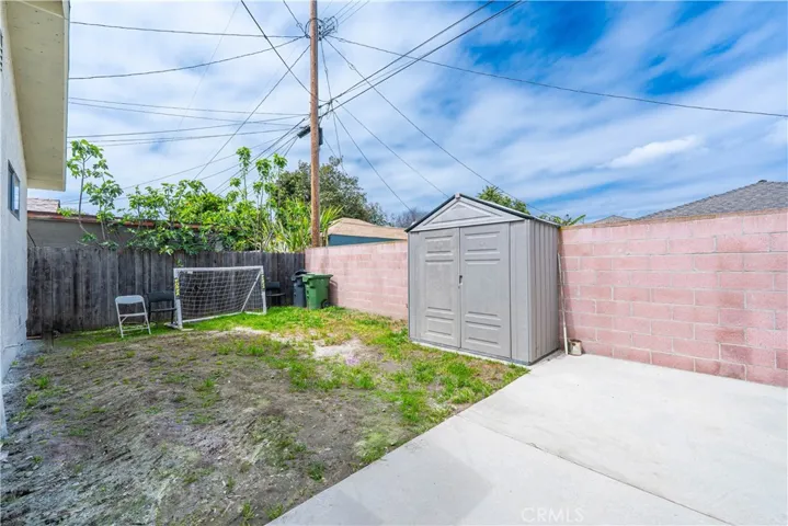 327 W Palmer Street, Compton, California 90220