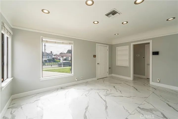 327 W Palmer Street, Compton, California 90220