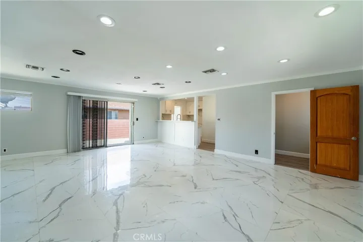327 W Palmer Street, Compton, California 90220