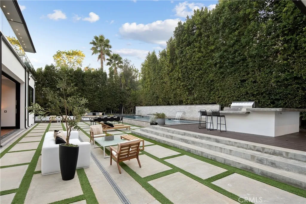 5535 Shirley Avenue, Tarzana, California 91356 home-pic-46