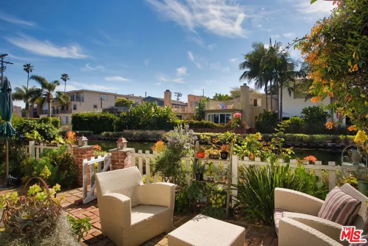 2918 Grand Canal 1/2, Venice, California 90291