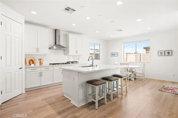 6258 Dongola Street, Jurupa Valley, California 92509