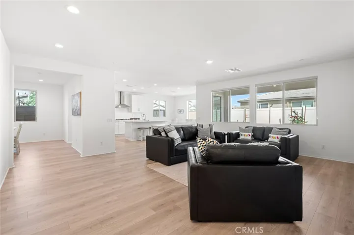 6258 Dongola Street, Jurupa Valley, California 92509