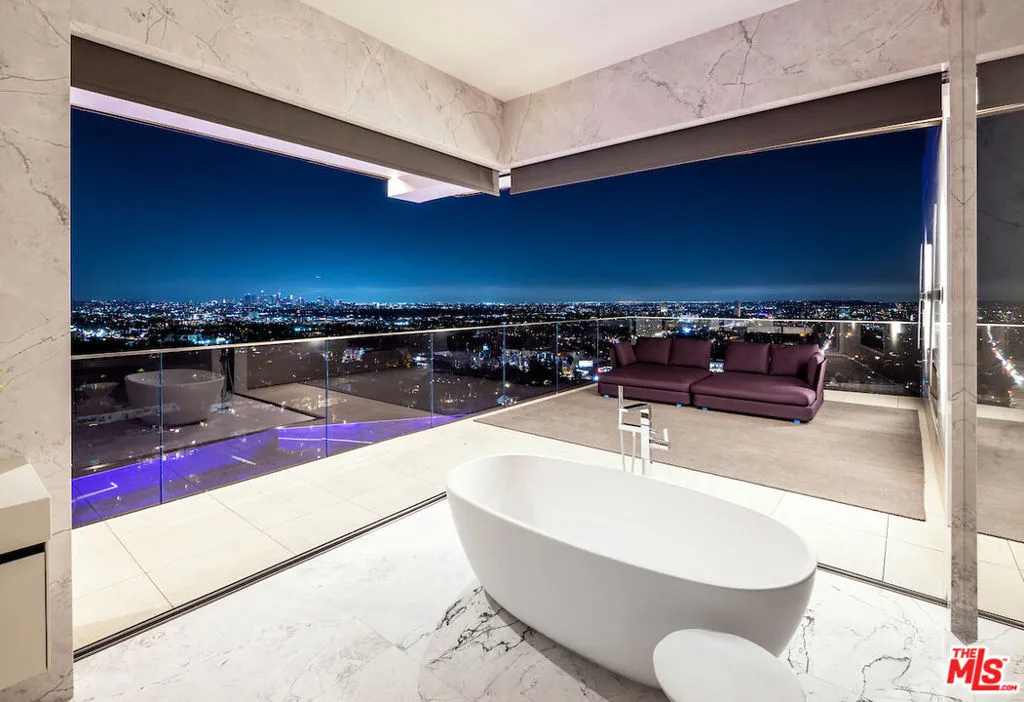 8116 Laurel View Drive, Los Angeles, California 90069 home-pic-66