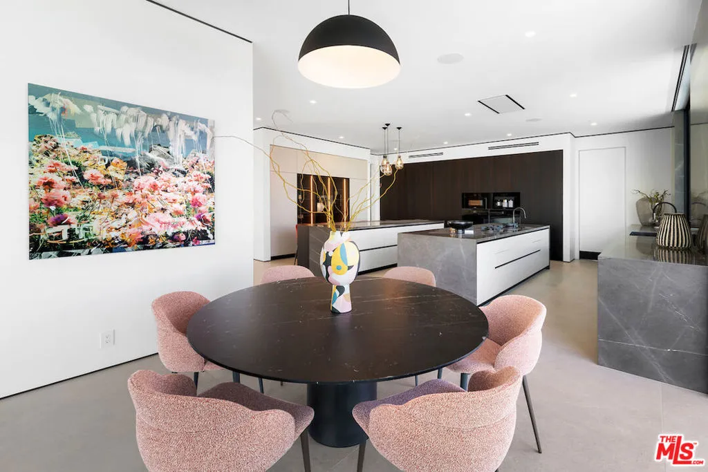 8116 Laurel View Drive, Los Angeles, California 90069 home-pic-17