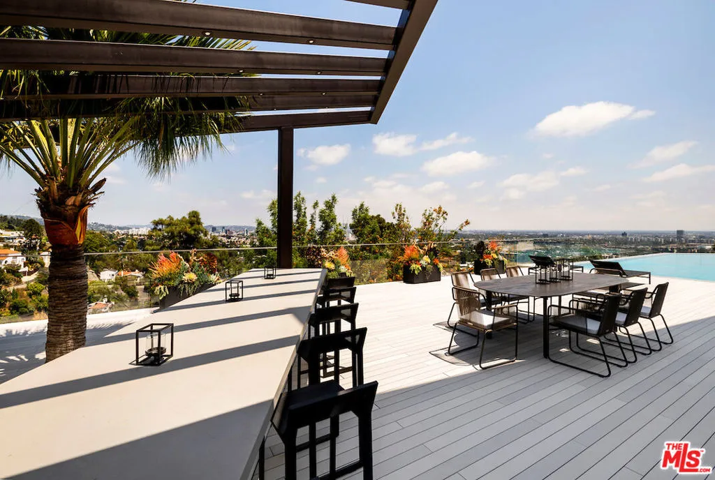 8116 Laurel View Drive, Los Angeles, California 90069 home-pic-62