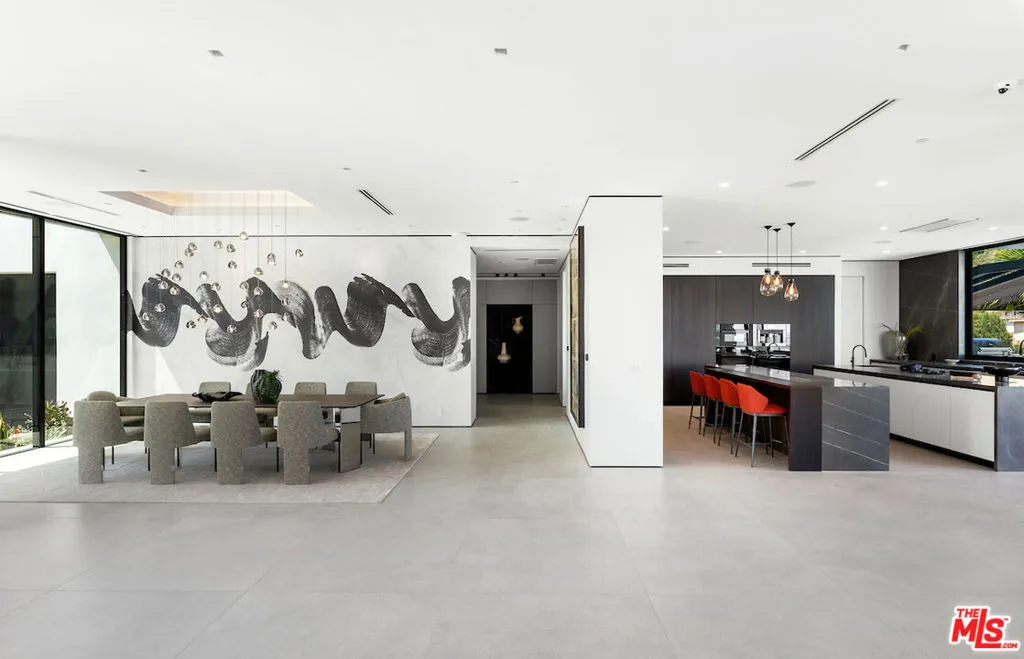 8116 Laurel View Drive, Los Angeles, California 90069 home-pic-10