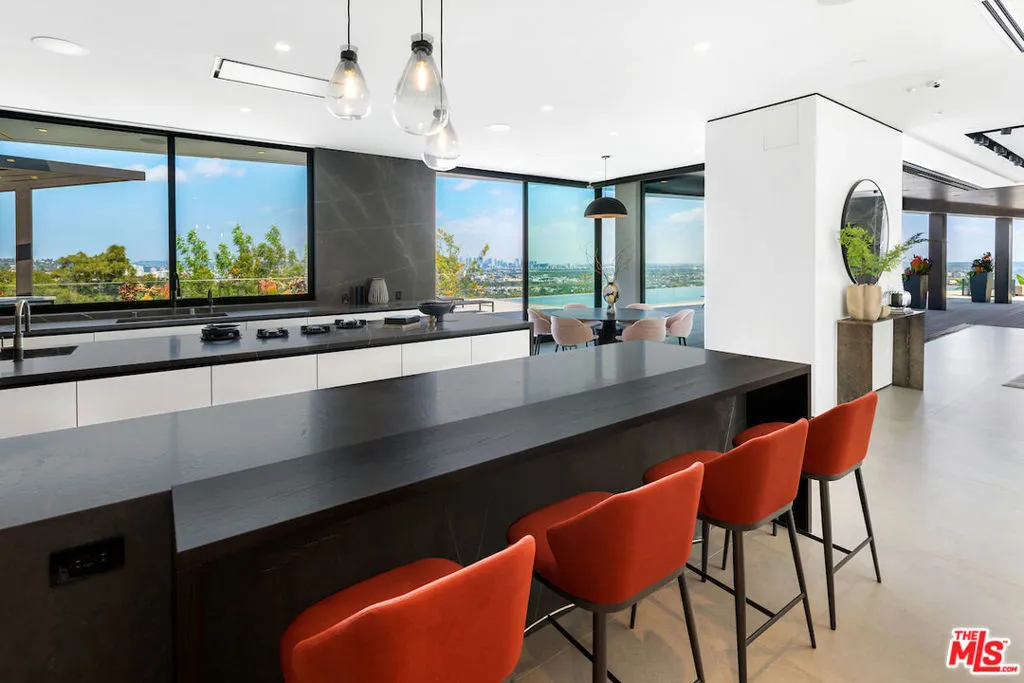 8116 Laurel View Drive, Los Angeles, California 90069 home-pic-3