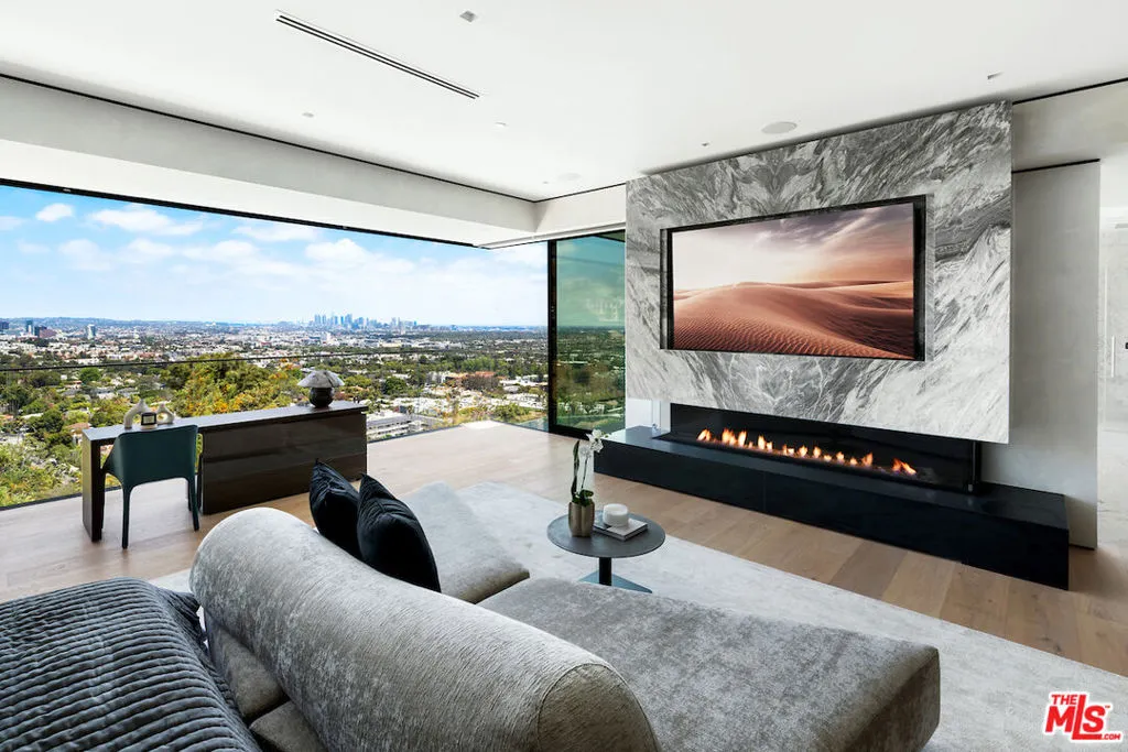 8116 Laurel View Drive, Los Angeles, California 90069 home-pic-24