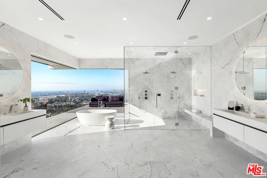 8116 Laurel View Drive, Los Angeles, California 90069 home-pic-31