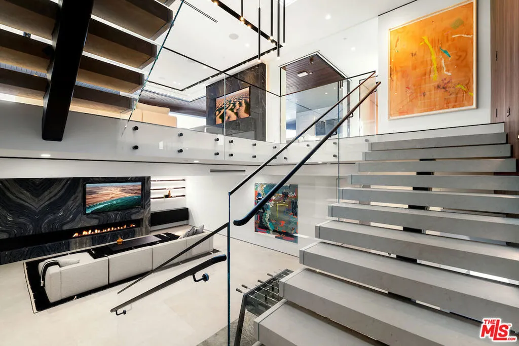 8116 Laurel View Drive, Los Angeles, California 90069 home-pic-21