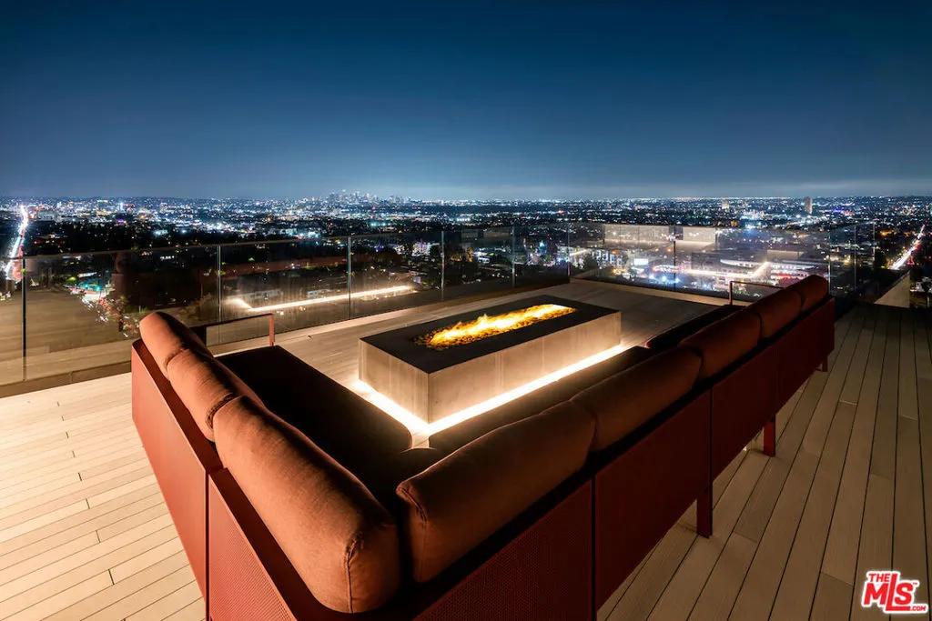 8116 Laurel View Drive, Los Angeles, California 90069 home-pic-69