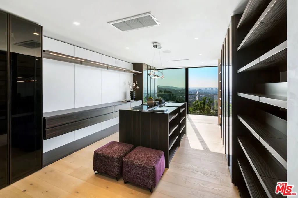 8116 Laurel View Drive, Los Angeles, California 90069 home-pic-33
