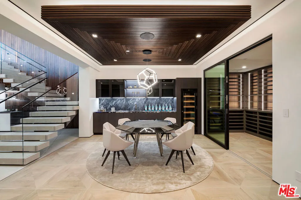 8116 Laurel View Drive, Los Angeles, California 90069 home-pic-19