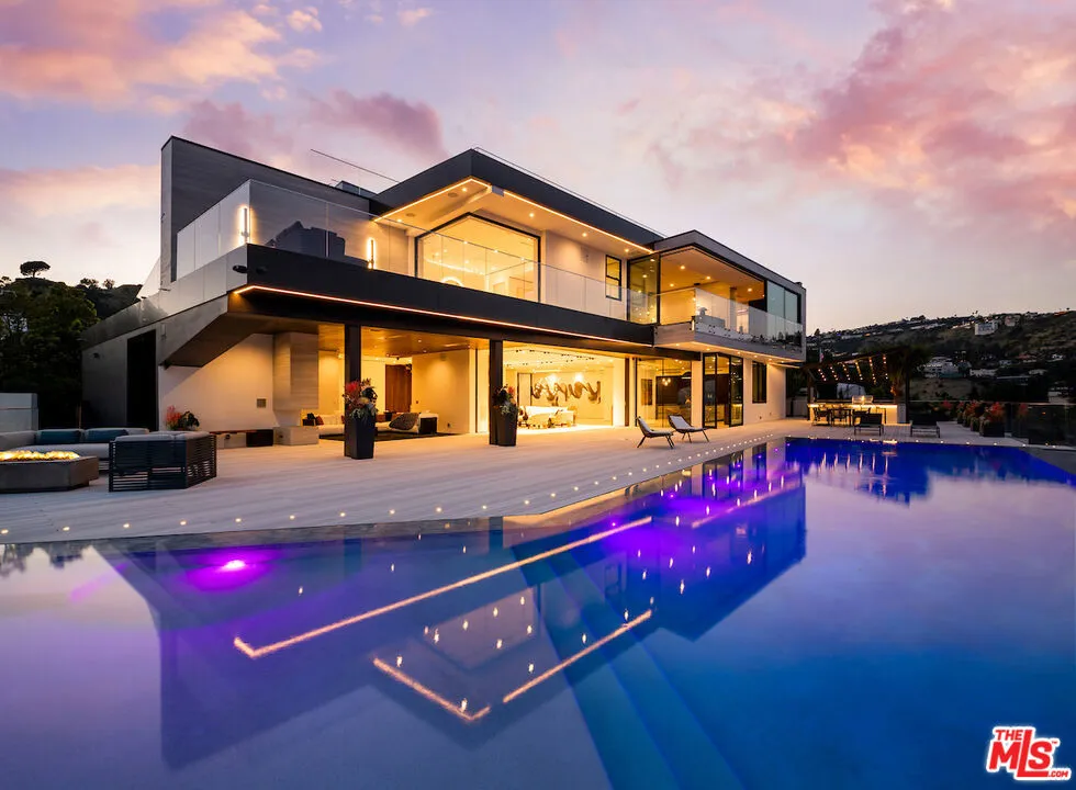 8116 Laurel View Drive, Los Angeles, California 90069 home-pic-73