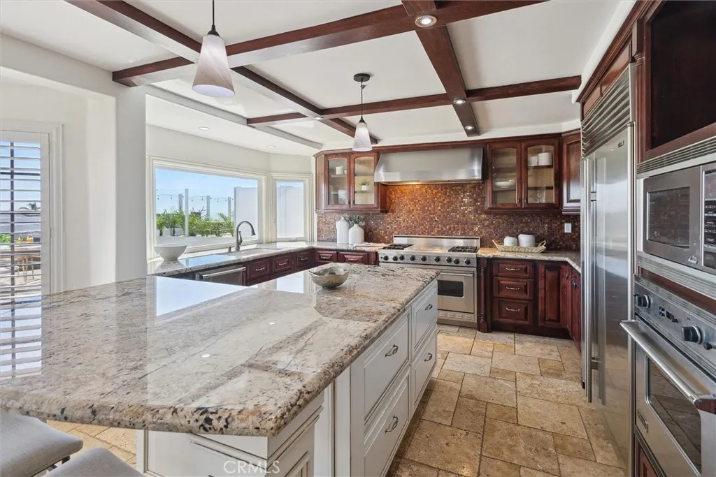 609 Calle Reata, San Clemente, California 92673 home-pic-11