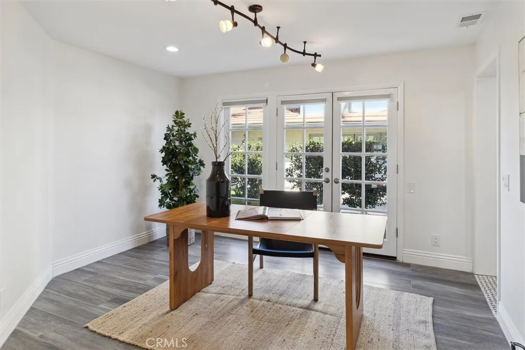 609 Calle Reata, San Clemente, California 92673 home-pic-25