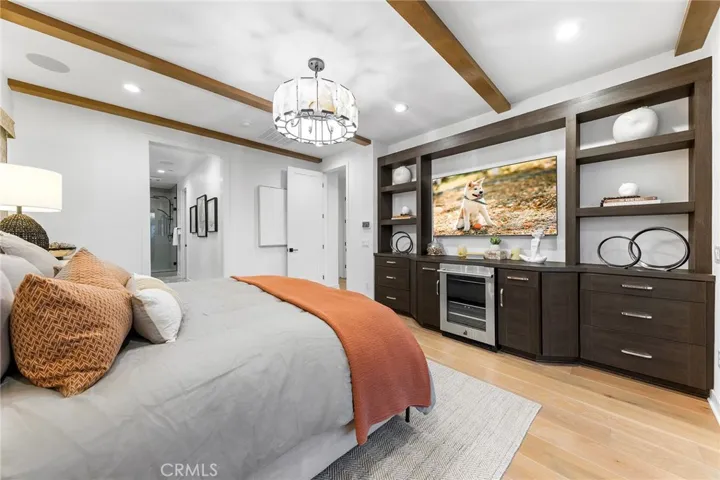 240 Amber Oak, Lake Forest, California 92630