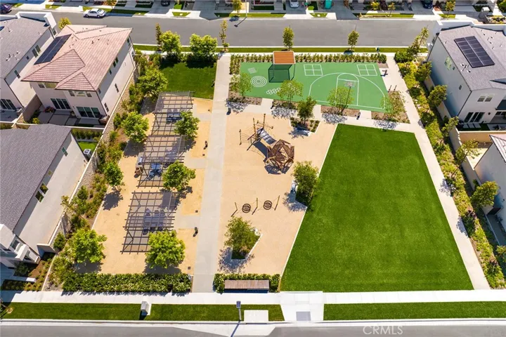 240 Amber Oak, Lake Forest, California 92630
