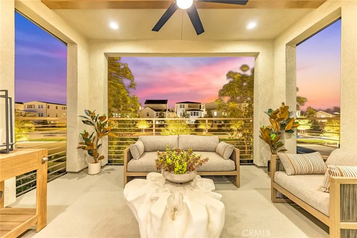 240 Amber Oak, Lake Forest, California 92630