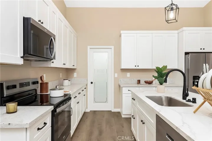 8692 Ironwood Avenue, California City, California 93505
