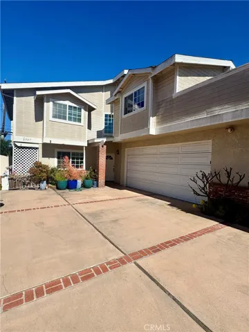 2227 Nelson Avenue B, Redondo Beach, California 90278