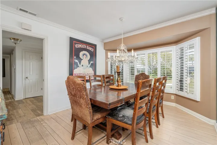 1154 La Jolla Drive, Thousand Oaks, California 91362