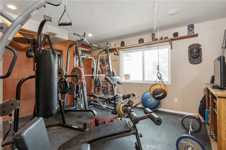 1154 La Jolla Drive, Thousand Oaks, California 91362