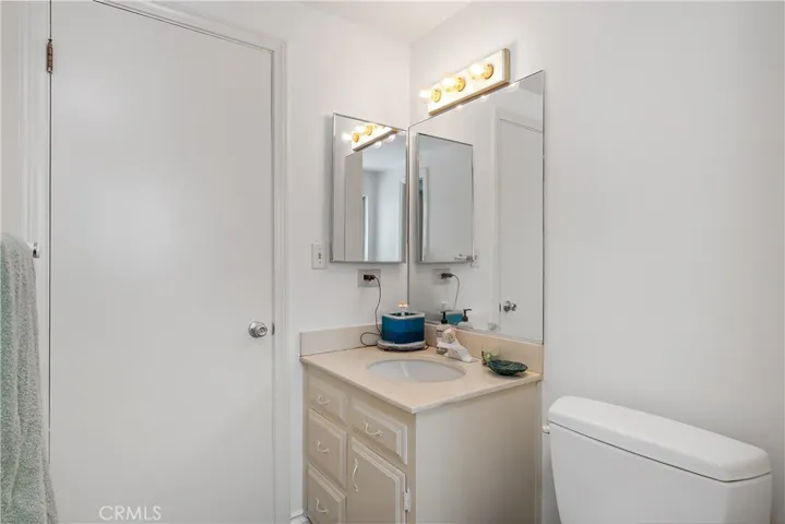 1154 La Jolla Drive, Thousand Oaks, California 91362