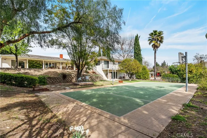 1154 La Jolla Drive, Thousand Oaks, California 91362