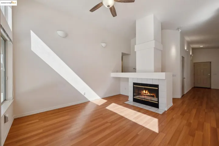 989 Ginkgo Pl, Windsor, California 95492