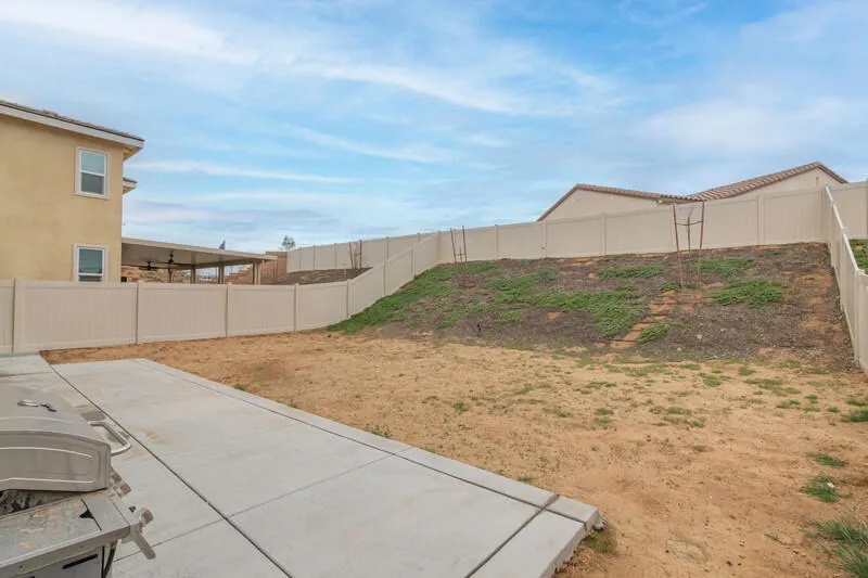 36961 Buccella Lane, Beaumont, California 92223 home-pic-28