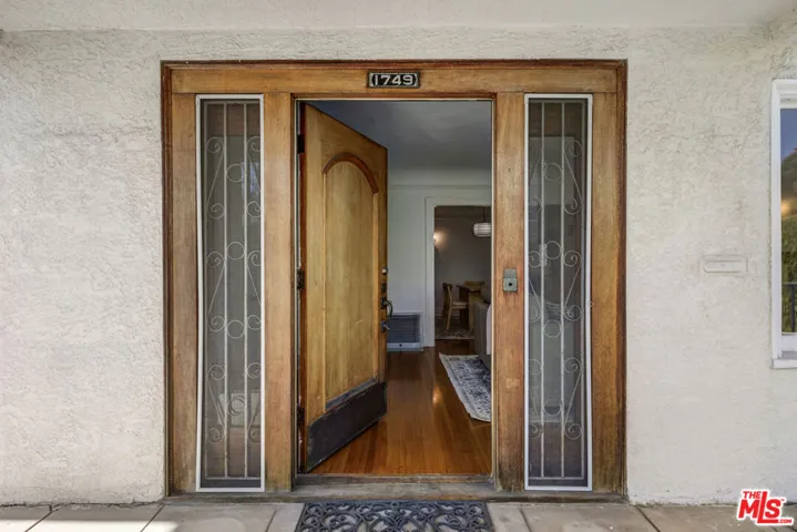 1749 N Kenmore Avenue, Los Angeles, California 90027