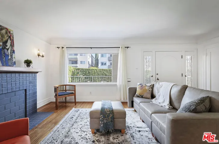 1749 N Kenmore Avenue, Los Angeles, California 90027