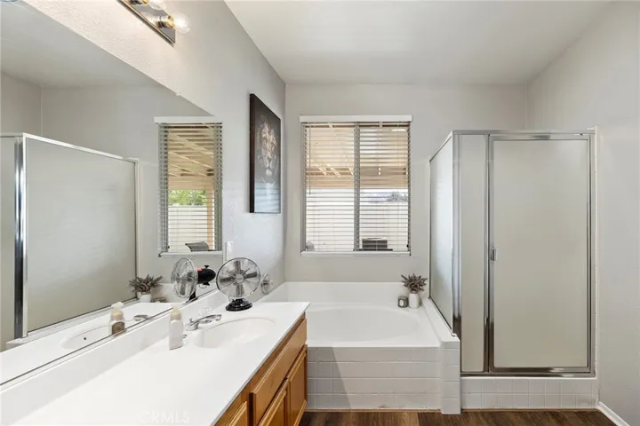 23453 Mountain Breeze Drive, Murrieta, California 92562