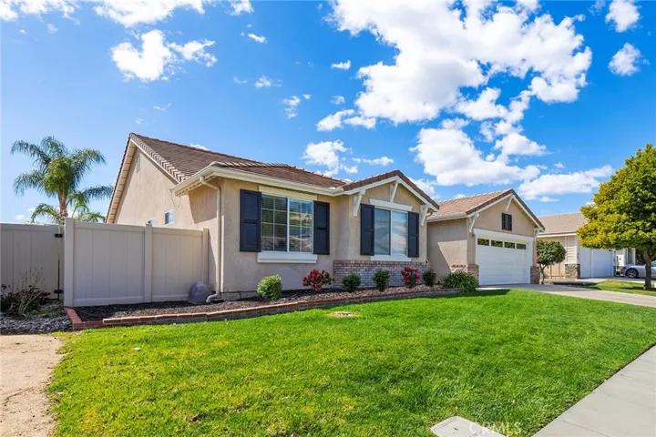 23453 Mountain Breeze Drive, Murrieta, California 92562